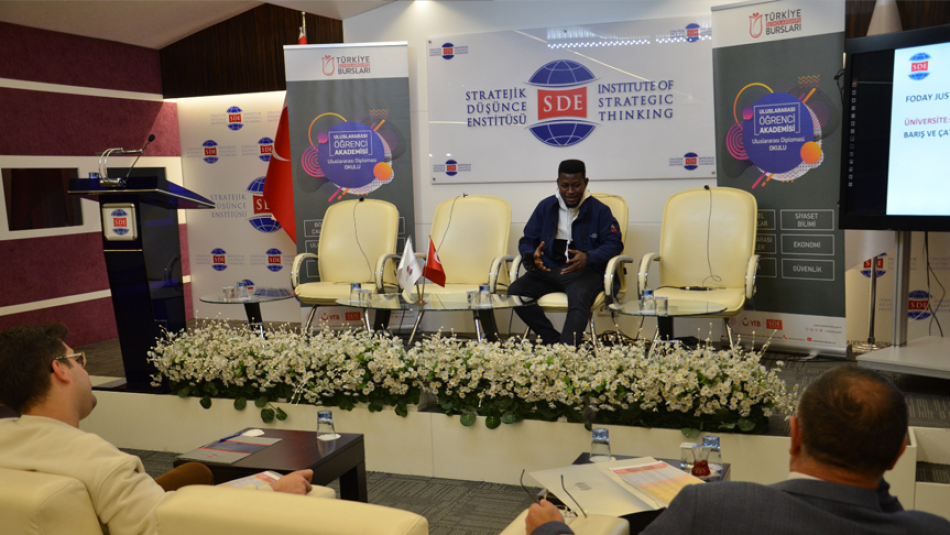 SDE Uluslararası Diplomasi Okulu'nda 31 Ülkeden 60 Öğrenci Eğitim Alacak