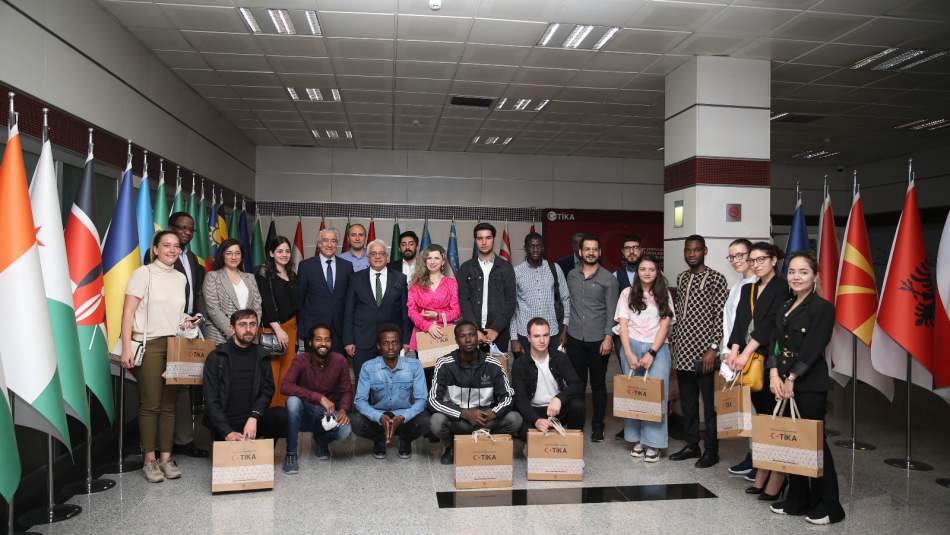 'Uluslararası Diplomasi Okulu' Öğrencileri TİKA’yı Ziyaret Etti