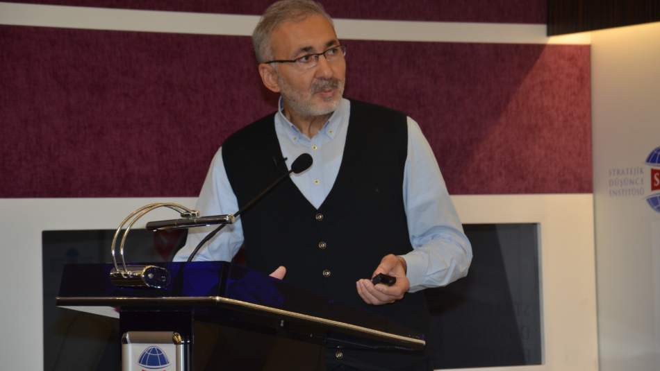 “Kendi Belgeleriyle Avrupa ve ABD’nin Toplumsal Çöküşü”