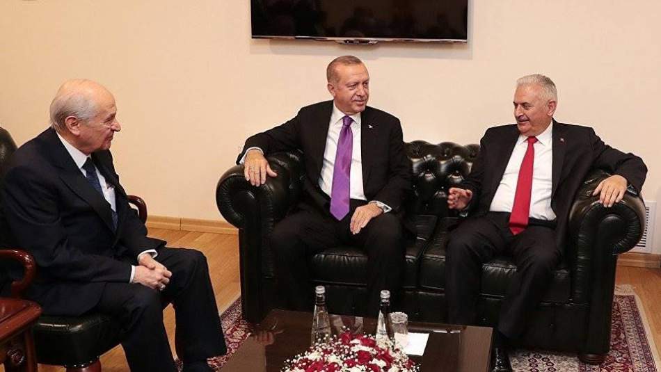 Meclis'te üçlü ittifak görüşmesi