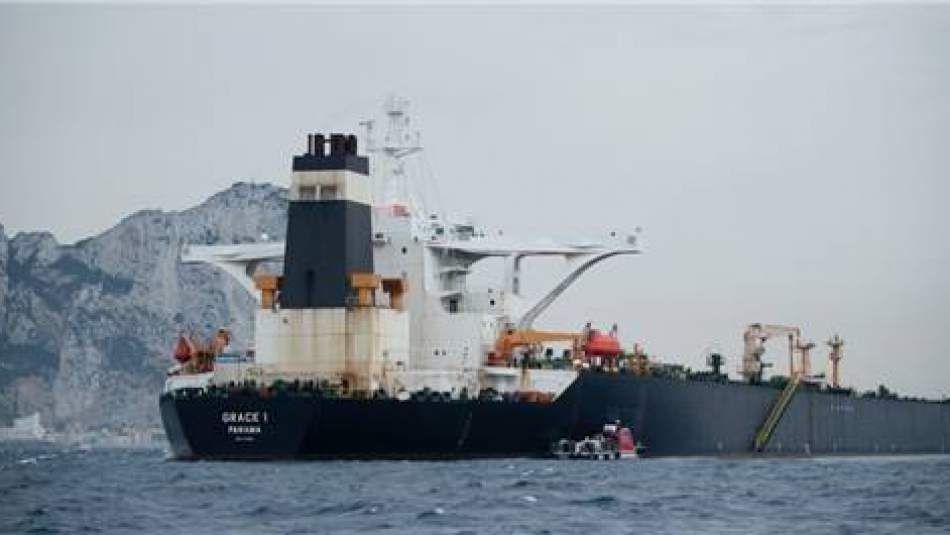 İran'dan ABD'ye: Tankerime Dokunma!