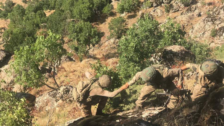 Sınırötesinde Pençe Harekatı Sürüyor