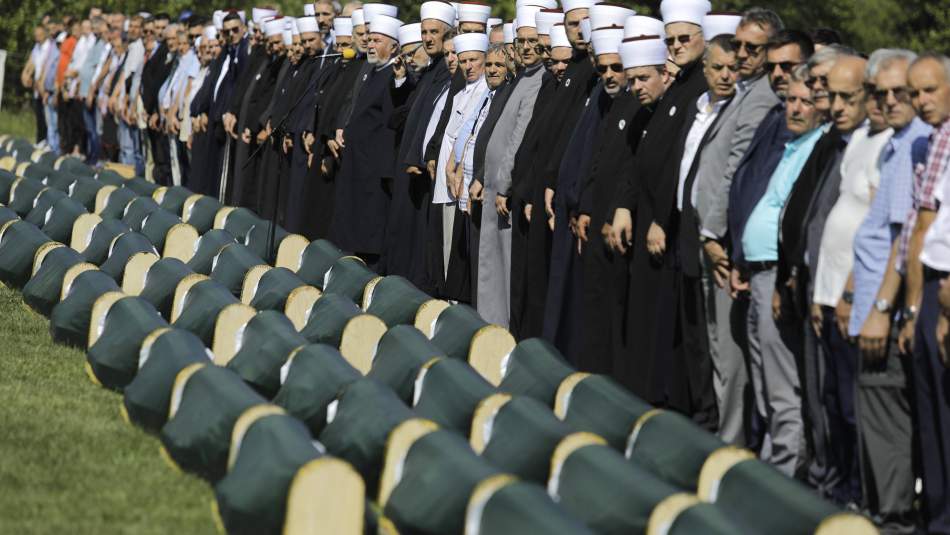 Bosna Savaşı'nın 86 kurbanı daha toprağa verildi