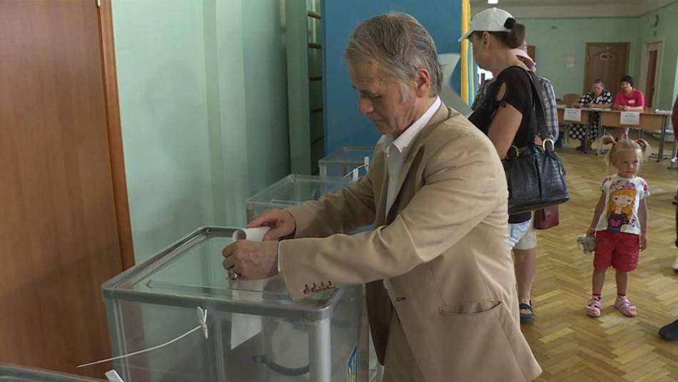 Kırımoğlu Ukrayna’da Milletvekili Seçildi
