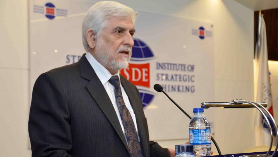 "ABD'nin Afganistan’da dağıttığı silahlar barışçıl sürecin gerçekleştirilmemesine neden oldu”