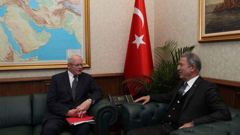 Akar: ABD, Suriye'de gözlem noktalarından vazgeçmeli