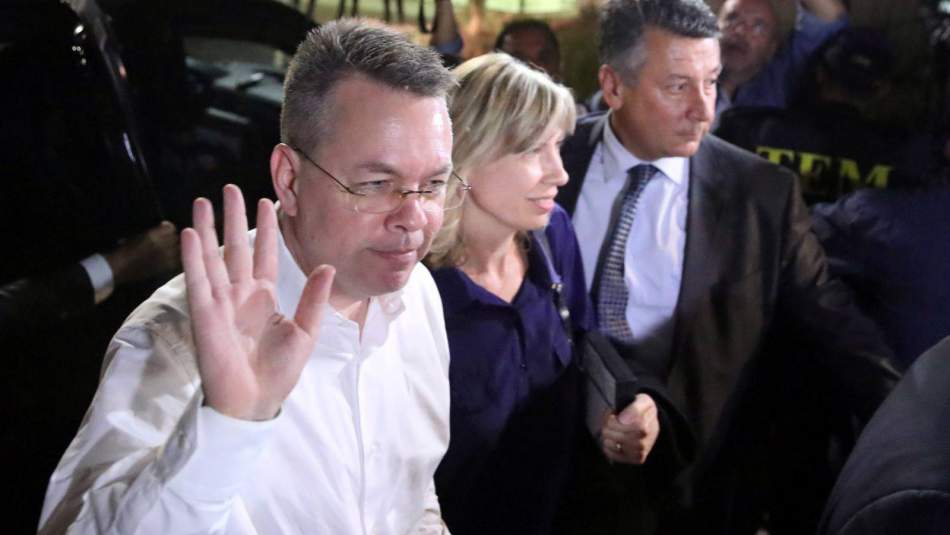 ABD'li Papaz Brunson, Almanya'ya gitti