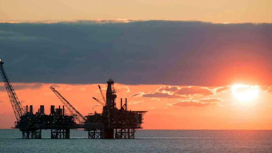 Azerbaycan Petrolünün Rusya’ya Akışı Askıya Alındı