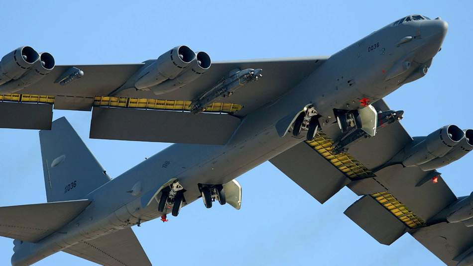 İran - ABD Gerilimi: ABD Bölgeye B-52'leri Gönderiyor