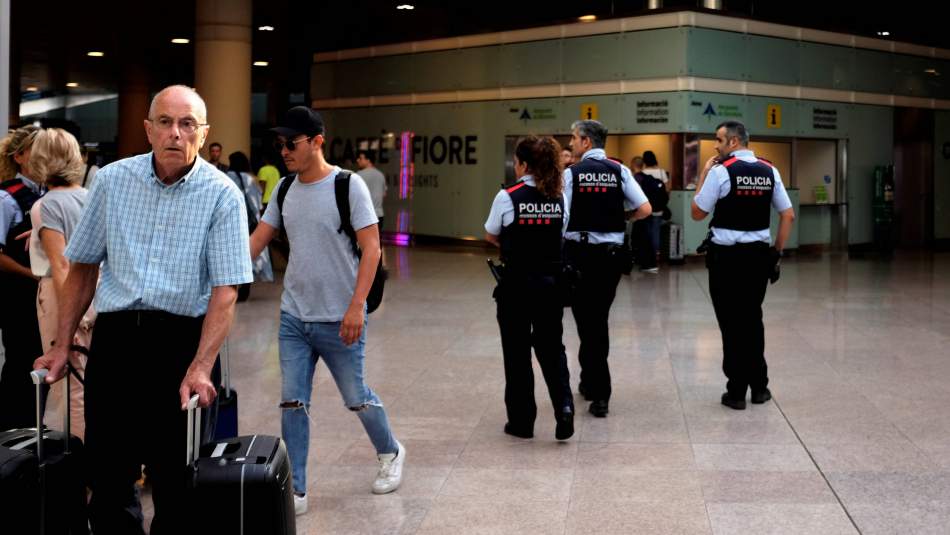Barselona'da iki trende bomba alarmı