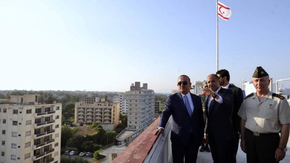 Bakan Çavuşoğlu, Kapalı Maraş'ı Ziyaret Etti