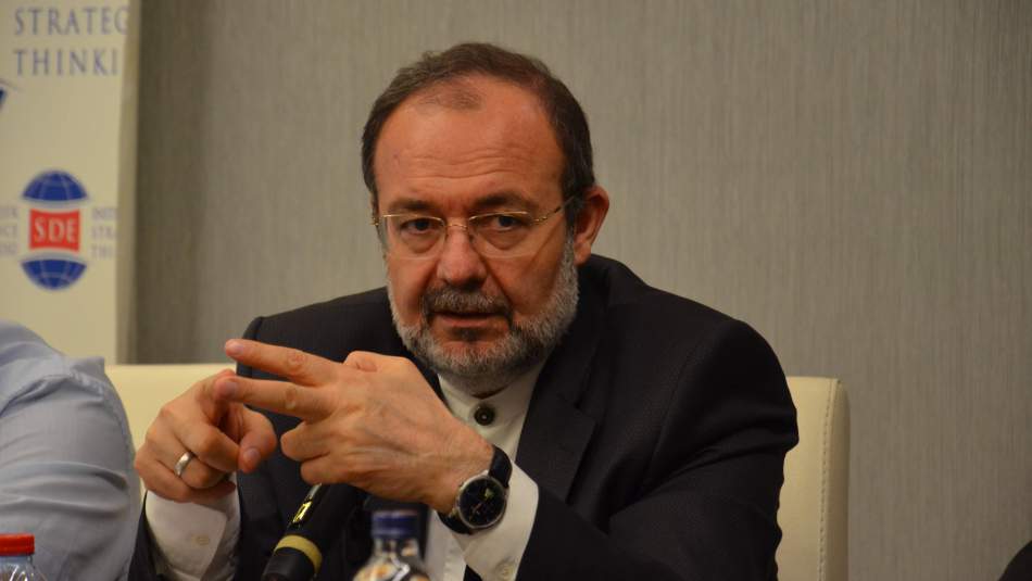 Görmez'den Diyarbakır Annelerine Destek