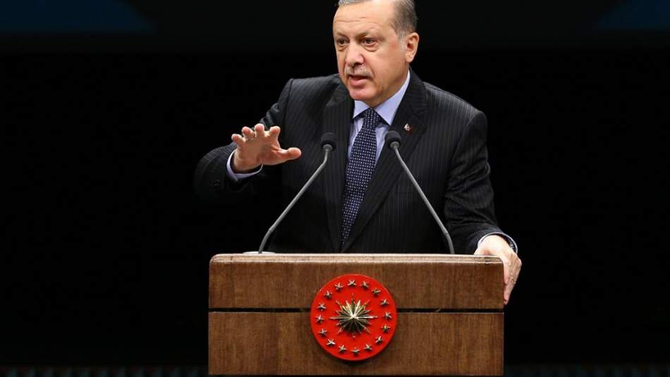 "Küresel sistemin kabadayıları, bedeli kanla ödenmiş kazanımlarımıza el uzatamaz."