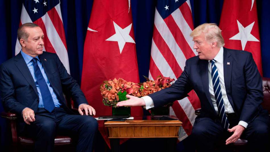 Trump tutuklu papaz için Erdoğan'a tweet attı