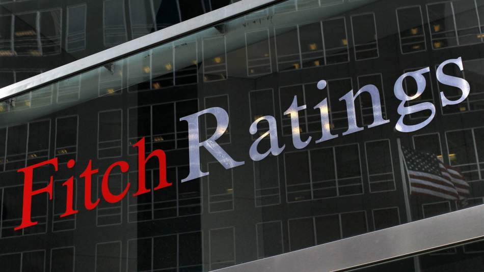 Fitch, Türkiye'nin kredi notunu indirdi