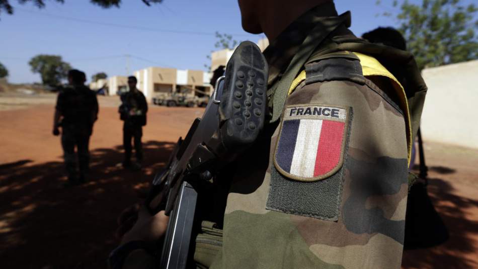 Fransa, Mali'deki askeri üslerini yıl sonunda kapatmaya başlıyor