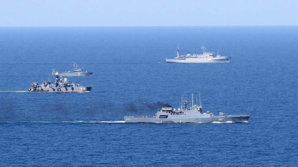 Rus Donanma Gemileri Kırım Açıklarında