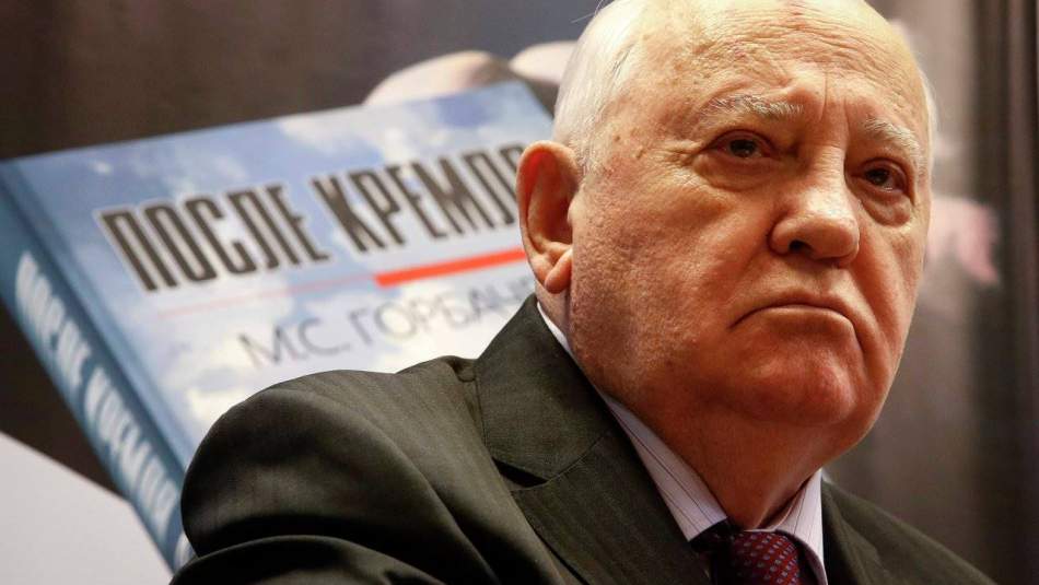 Gorbaçov: ABD'nin INF'den çekilmesi yeni nükleer silah yarışının ilanı