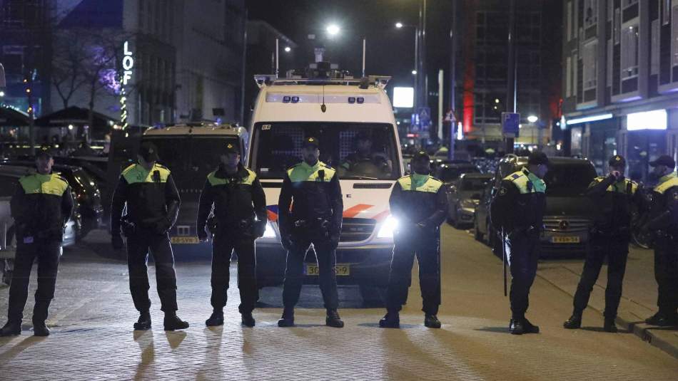 Türk vatandaşlarına Hollanda'da oy kullanma yasağı