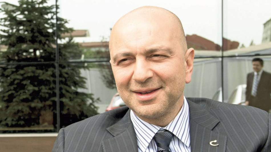 Akın İpek gözaltına alındı