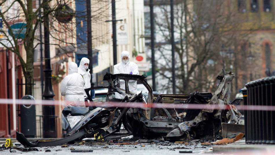 Kuzey İrlanda'daki Bombalı Araç Saldırısında 'muhalif IRA' Şüphesi