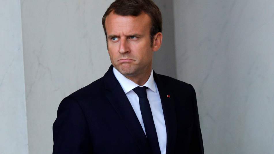 Erdoğan'a 'diktatör' diyen dergiye Macron'dan destek
