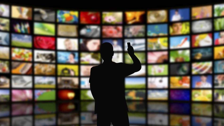 Radyo ve TV'lere 90 dakika "eğitici yayın" zorunluluğu getirildi