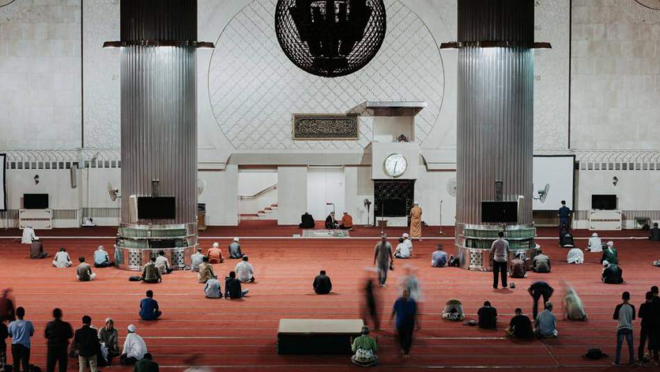 Fransa'dan 'Fransa İslamı' için 'laik' çözüm önerisi: Helal et vergisi