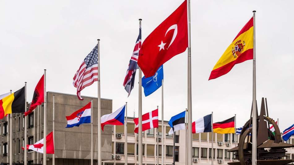 "ABD'nin yaptırım kararı, Türkiye’yi NATO’dan ayrılmaya sürükleyebilir"