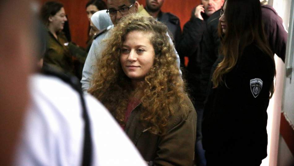 Filistin'in 'cesur kızı' Ahed Tamimi serbest bırakıldı
