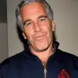 Fuhuşla Dünya Elitlerini Avlayan Epstein’ın İsrail Bağlantısını Whitney Webb Anlattı