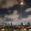 İran Füzeleri Tel Aviv’deki ABD Büyükelçiliği Binasını da Etkiledi