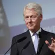 Eski ABD Başkanı Clinton, Netanyahu’nun Koltukta Kalmak İçin Savaşı Tırmandırdığını Açıkladı