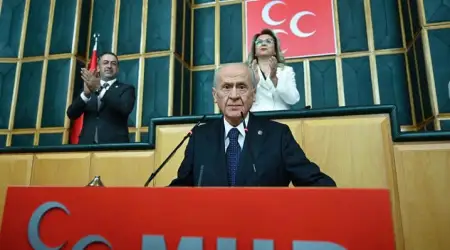 Devlet Bahçeli 5 Ay Sonra Meclis Kürsüsünde: “BM Derhal Kuvvet Kullanmalı, Suçlular Cezalandırılmalıdır”