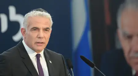 Netanyahu’yu Yargılayan Mahkemeyi Baskı Altına Alan Trump’a İsrail Ana Muhalefet Liderinden Tepki: ‘’Mahkeme Süreçlerine Müdahale Etmeyin’’