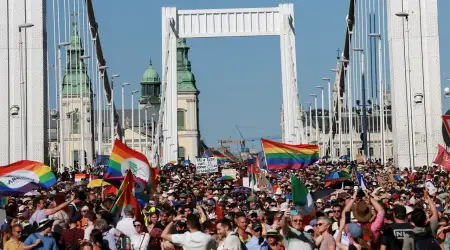 Orbán’dan Onur Yürüyüşüne Sert Tepki: “Brüksel’in Emriyle, Utanç Verici"