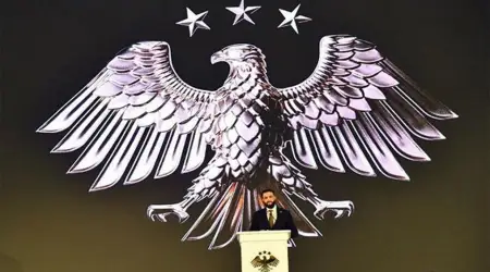 Suriye, 61 Yıllık Baas Dönemini Geride Bırakıyor: Yeni Döneme Yeni Sembolle Giriş