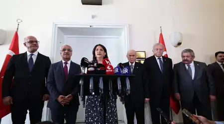 DEM Heyeti MHP Lideriyle Görüştü, Bahçeli “Ben Ahrazım” Demekle Ne Anlatmak İstedi?