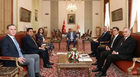 Terörsüz Türkiye Komisyonu için Parti Yöneticileri, TBMM Başkanı Kurtulmuş’un Başkanlığında Toplandı