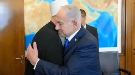 Netanyahu, Golan’daki İş Birlikçi Dürzi Grubun Başı Tarif ile Görüştü