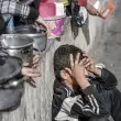 Soykırımcı İsrail Subayı Gazze’deki Açlıktan Ölen Sivil İnsanlara Gönderilen Yardım Malzemelerini İmha Ettiklerini İtiraf Etti