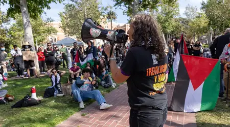 İsrail Soykırımına Karşı Çıkan California Üniversitesi'nin Fonları “Antisemitizm” Bahanesiyle Kesildi
