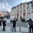 İstanbul'daki Yolsuzluk Soruşturması Genişliyor, Beyoğlu Belediye Başkanıyla Birlikte Çok Sayıda İsim Gözaltına Alındı