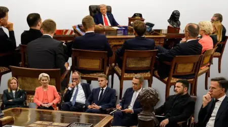 Trump-AB Liderleri Zirvesi Fotoğrafı Dünya Basınında Nasıl Yorumlandı?