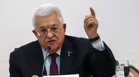 Mahmut Abbas Filistin’de Yeni Döneme Hazırlık Maksadıyla Geçici Anayasa Komisyonu Kararnamesini İmzaladı