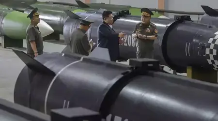 Pekin’e Yapacağı Ziyaret Öncesinde Kuzey Kore Lideri Kim, Yeni Füze Tesislerini İnceledi