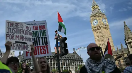 Londra’da Yüzbinler “Filistin İçin Adalet” Talebiyle Sokaklarda