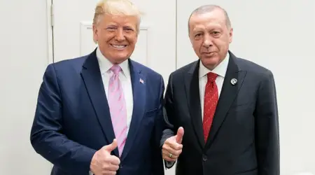 Tarihi Görüşme Gerçekleşti: Erdoğan ve Trump 2019'dan Bu Yana İlk Kez Bir Araya Geldi
