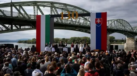 Macaristan ve Slovakya Başbakanları Avrupa Birliği’nin Bir Savaş Projesine Dönüştüğünü Açıkladı