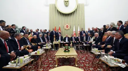 Cumhurbaşkanı Erdoğan, TBMM Resepsiyonunda CHP Dışında Tüm Parti Liderler ile Bir Araya Geldi